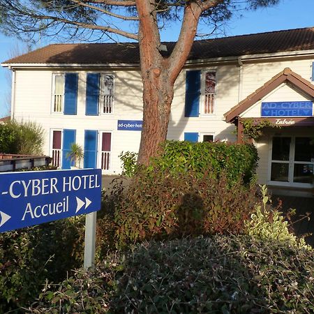 Ad Cyber-Hotel LʼUnion Екстериор снимка